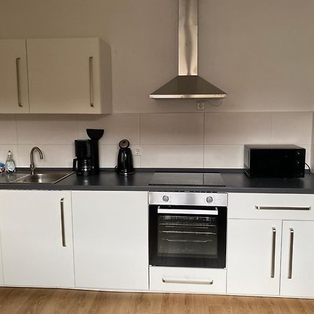 Ferienwohnung Feucht Eg Naturnah Parkplatz Wlan Exterior foto