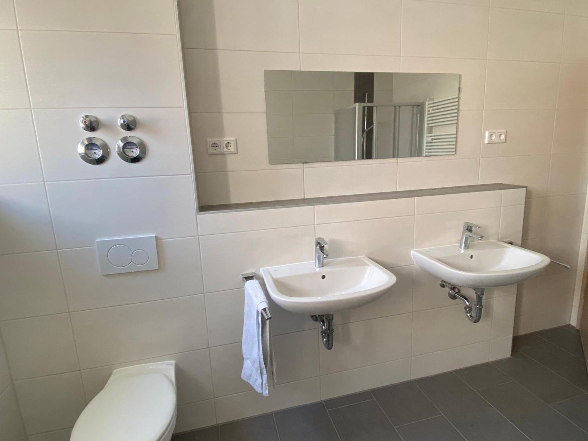 Ferienwohnung Feucht Eg Naturnah Parkplatz Wlan Exterior foto