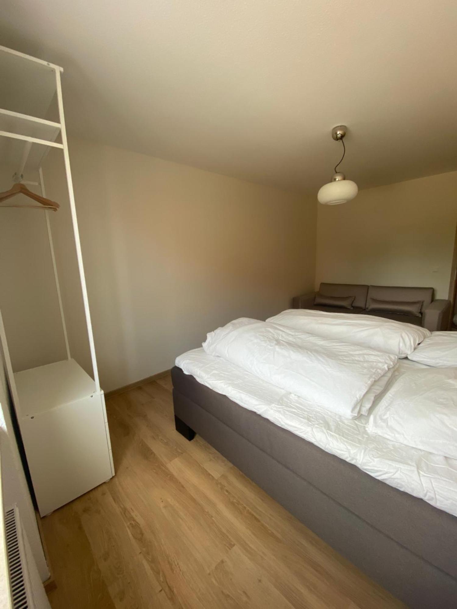 Ferienwohnung Feucht Eg Naturnah Parkplatz Wlan Exterior foto